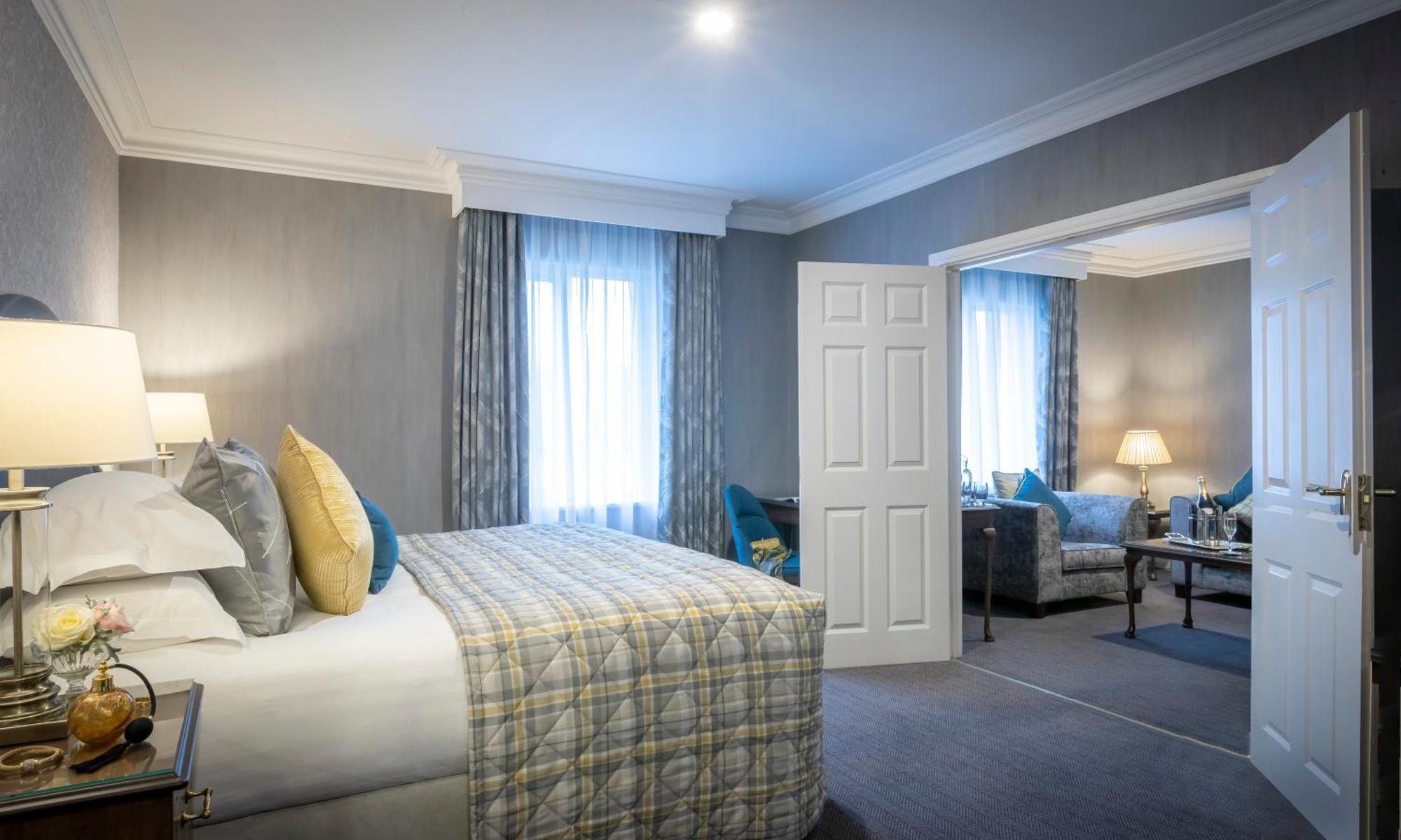 Temple Gate Hotel 에니스 외부 사진