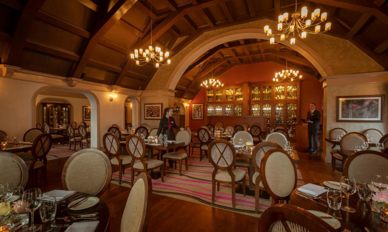Temple Gate Hotel 에니스 외부 사진