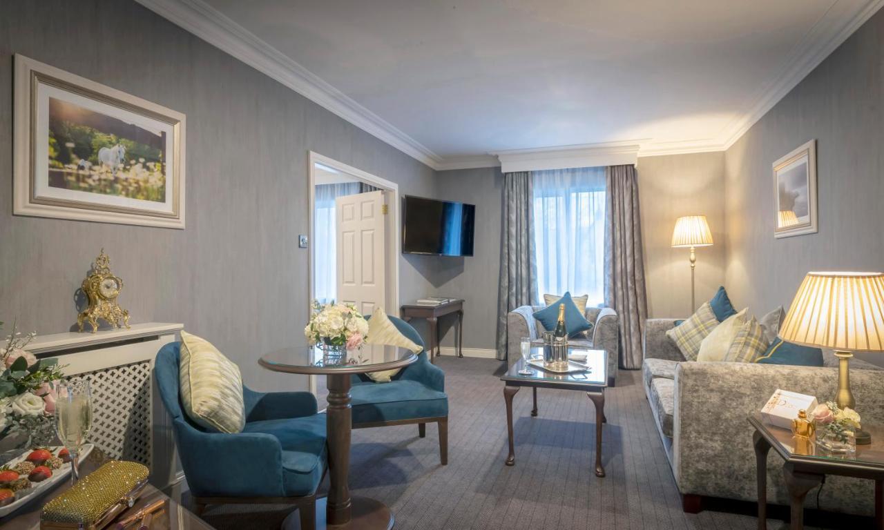 Temple Gate Hotel 에니스 외부 사진